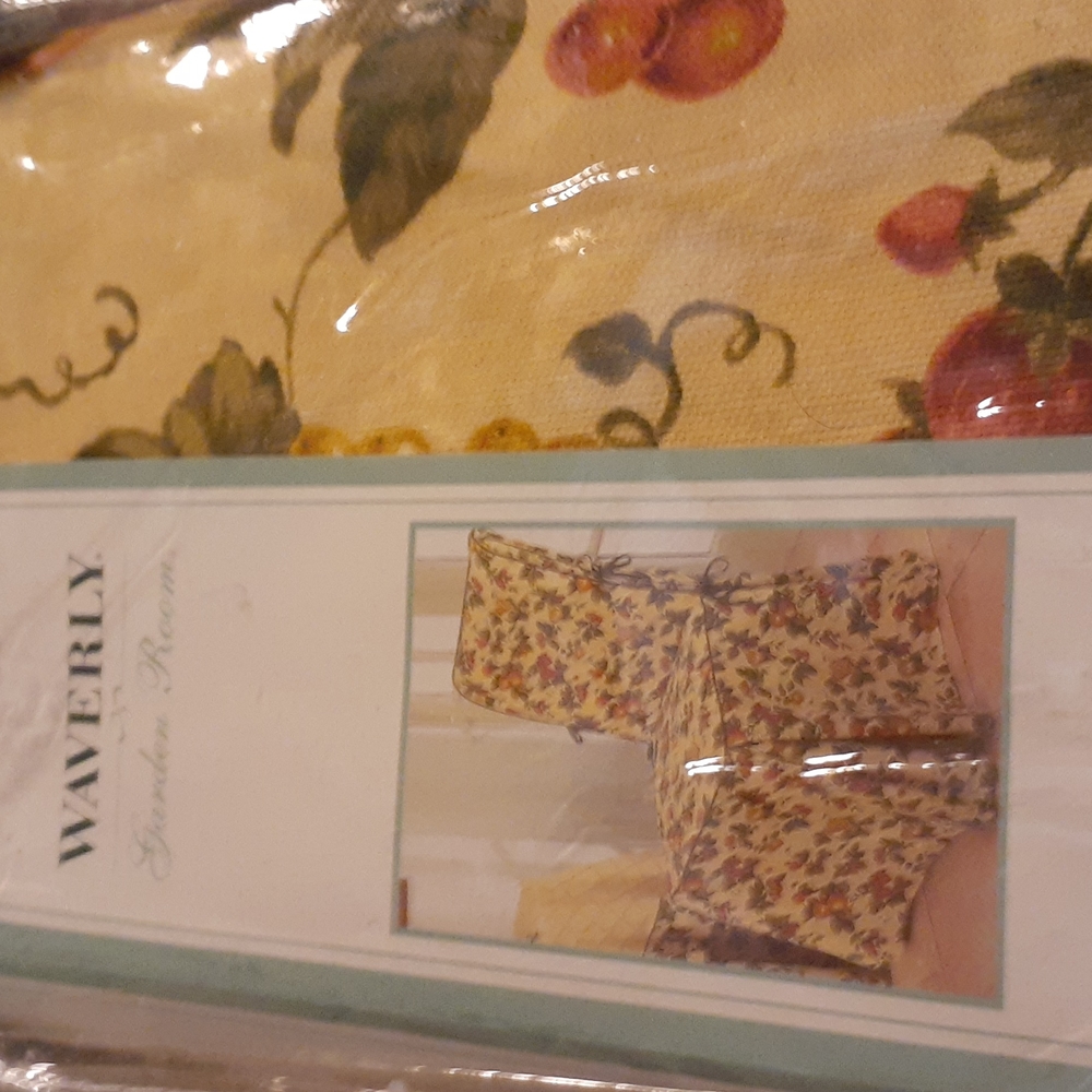 Waverly Dining Room cover